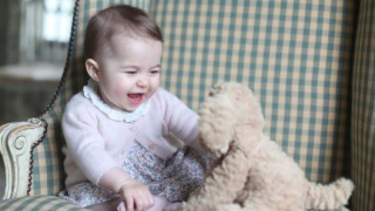 Нарекоха червило на принцеса Шарлот