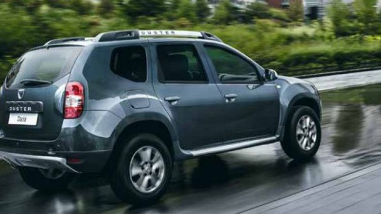 Локвите на пътя увеличават разхода на гориво. Точно с колко ли? Вижте!