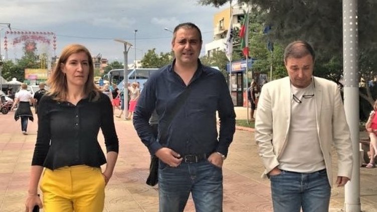 Ангелкова: Ще сезираме компетентните органи за незаконни обекти на централната алея в Слънчев бряг