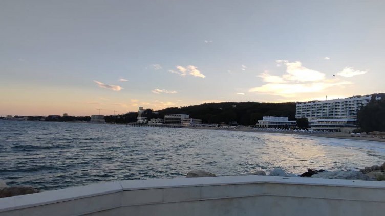 Седмицата започва със слънце във Варна