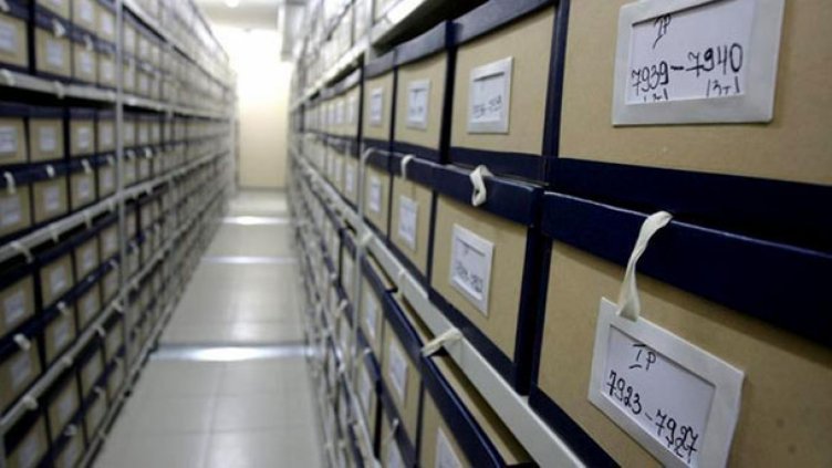 Предават архивите на Военното разузнаване на Комисията по досиетата