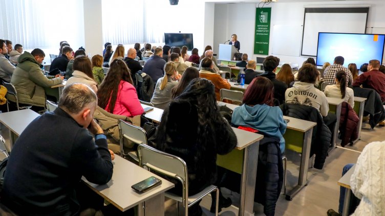 Председателят на Административен съд–Варна с лекция пред студенти 