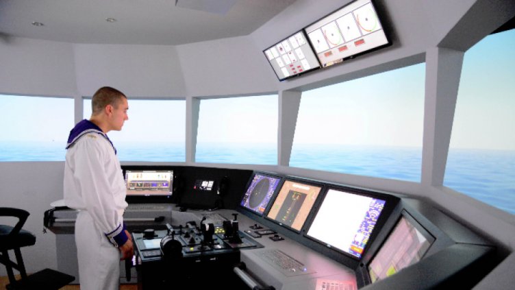 След взрива в рафинерията: Няма нефтени разливи в Черно море