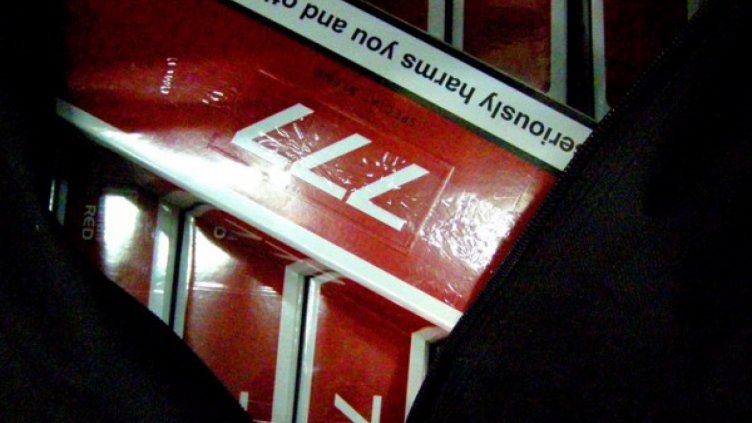 Митничари хванаха 60 000 къса нелегални цигари