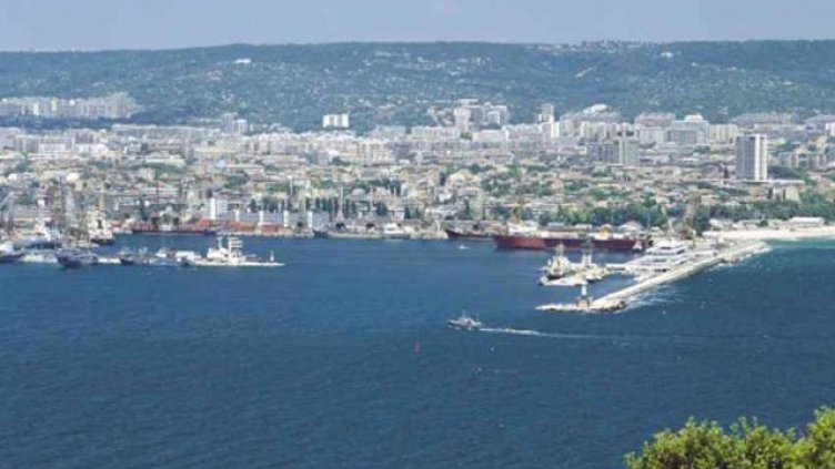 Крайбрежни градове обменят опит по време на Tall Ships