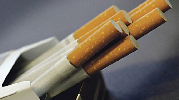 Всяка кутия цигари - с паспорт в интернет