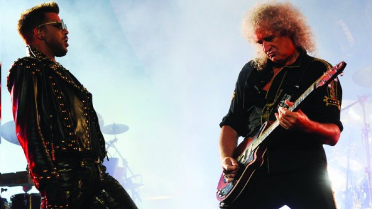 Шоуто продължава, Queen за първи път у нас!