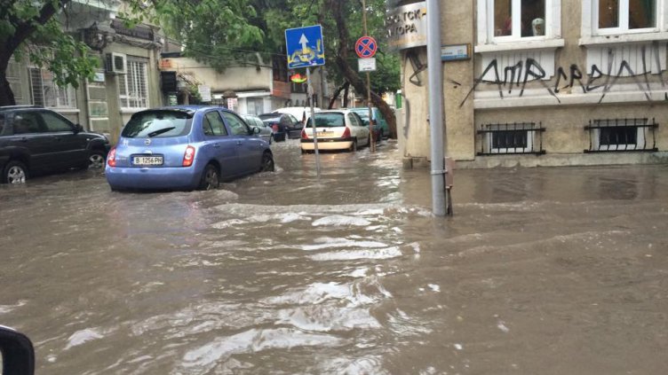 Снимки: социалните мрежи