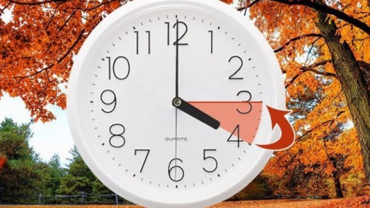 Тази нощ връщаме стрелките 