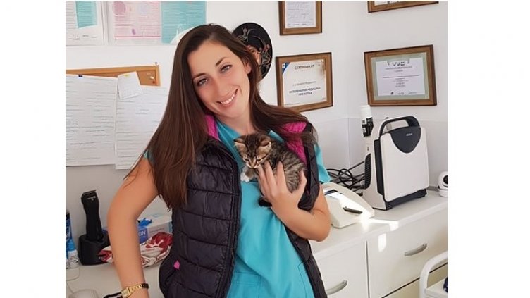 Кръщават улица в Царево на ветеринарния лекар д-р Даниела Йорданова