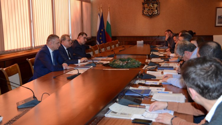 Иван Портних се срещна с представители на Камарата на строителите във Варна