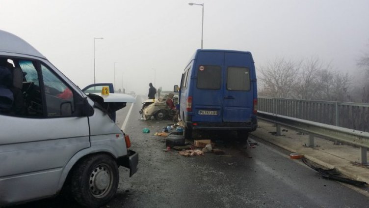 Пет са вече жертвите след тежката катастрофа край Пазарджик
