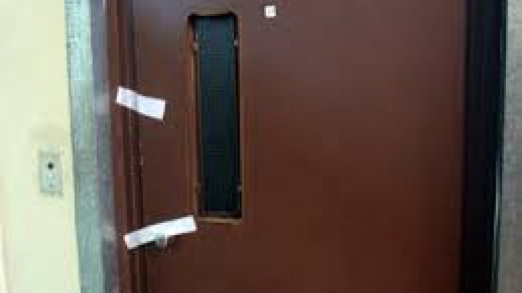 Работник падна в асансьорна шахта в София и загина