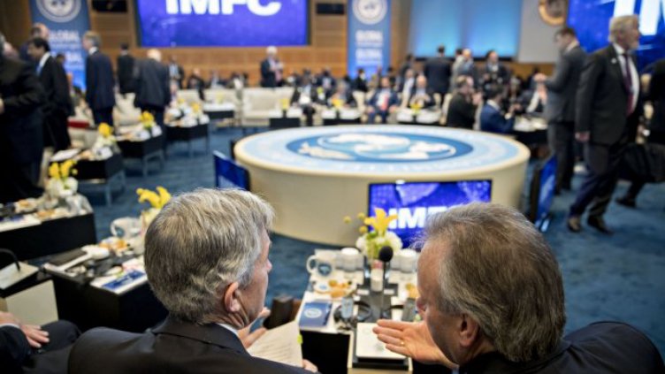 МВФ: Търговските спорове и дългът са основни предизвикателства пред икономическия растеж