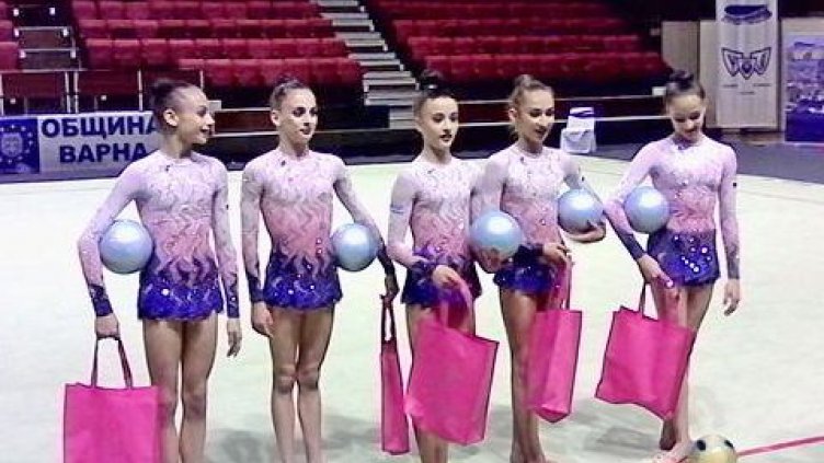 Отличия за варненските ансамбли от държавния турнир в ДКС