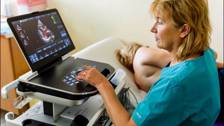 Правят 4D диагностика на сърцето в кардиохирургията във Варна