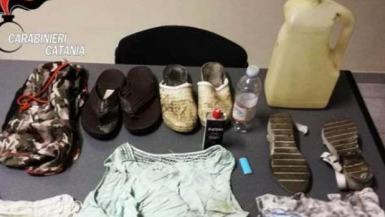 Вещите на престъпника и залятата с бензин българка. Снимка: Carabinieri a Catania  