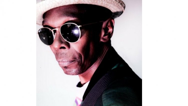 Почина вокалистът на Faithless