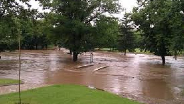 В северната част на Добрич ситуацията е критична, търсят фадроми и самосвали
