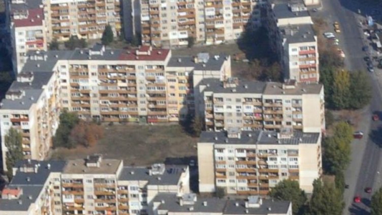 Имотен абсурд в София: €198 хил. за 50-годишна тристайна панелка