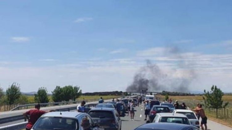 Трагедия: Двама са загинали на АМ "Тракия" край Карнобат