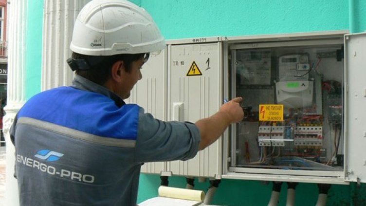 Мораториумът – многото мина, малкото остана. Очаква ли ни по-скъп ток?