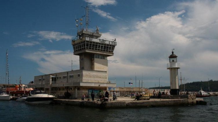 Правителството върна Рейдовата кула на Варна