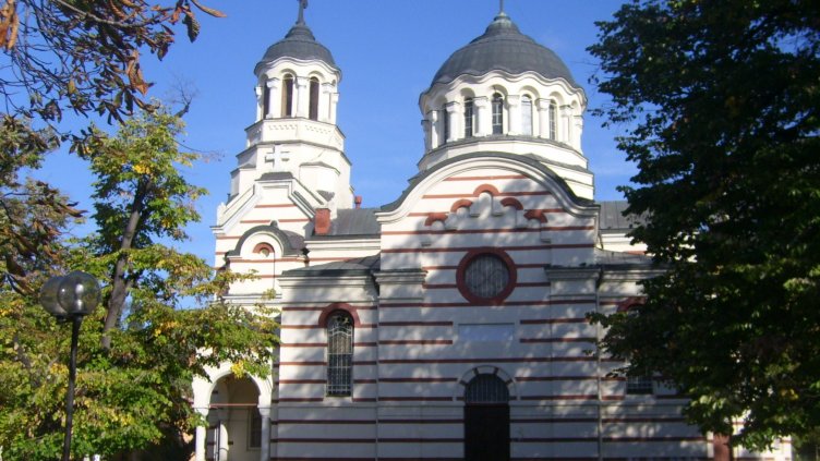 „Света Петка Българска“ - най-красивият варненски храм