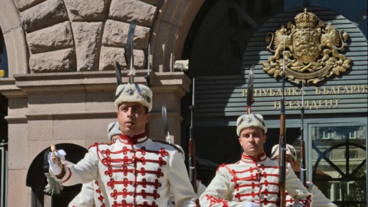 Държавният глава Росен Плевнелиев откри Президентската библиотека на "Дондуков" 2