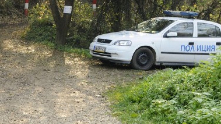 Търсенето край Крушунските водопади продължава