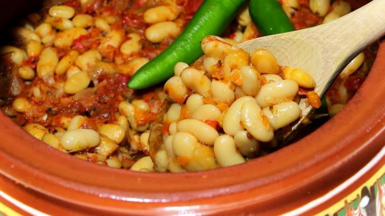 Храним се масово с египетски боб