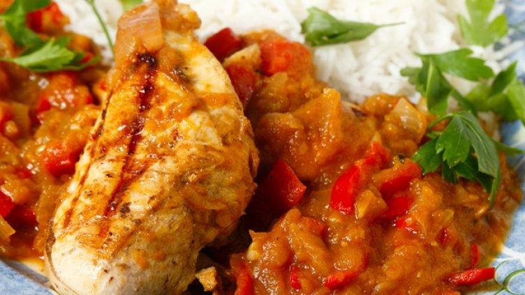 Пилешки гърди с вкусен сос