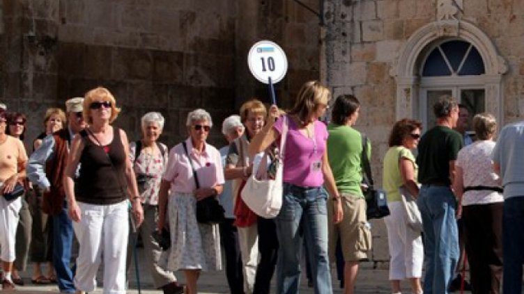 Екскурзоводите излизат на протест през септември