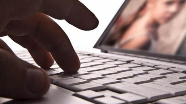 Двоен скок на педофилските атаки в интернет (ВИДЕО)