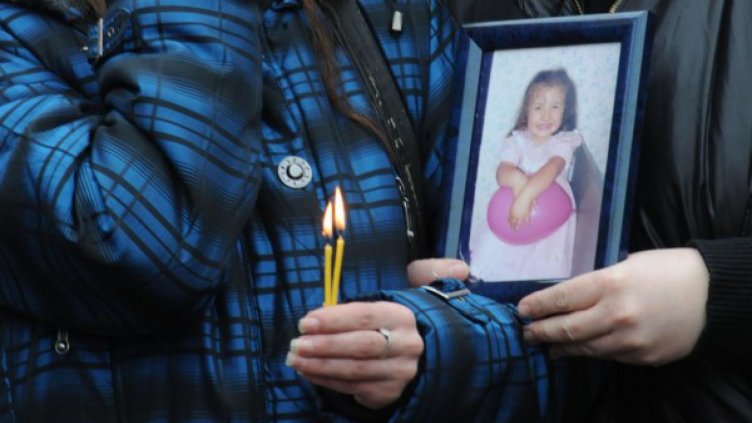 Условни присъди за лекари, обвинени за смъртта на малката Гери