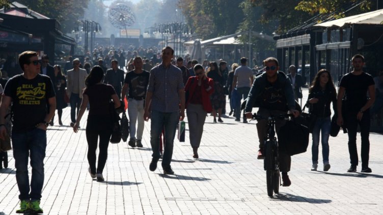 Европейците са недоволни от безработицата и тероризма