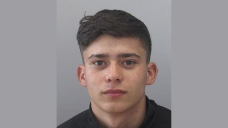 Издирват 16-годишно момче, изчезнало преди 6 дни