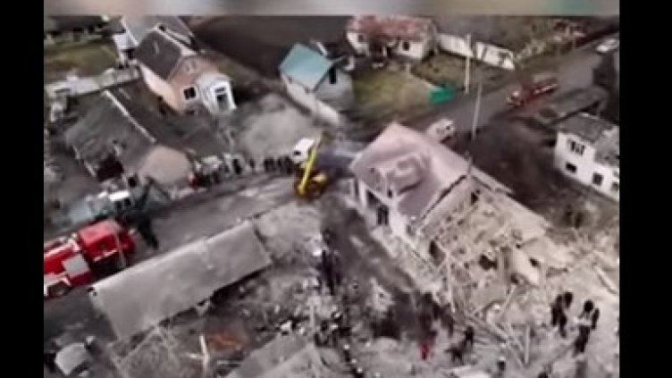 Масиран ракетен обстрел и нови загинали в Украйна (ВИДЕО)