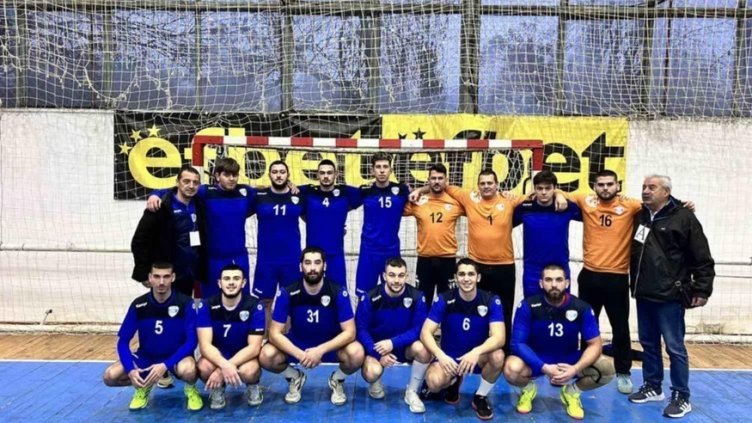 Хандбалният Спартак остана със сребърните медали за Купата