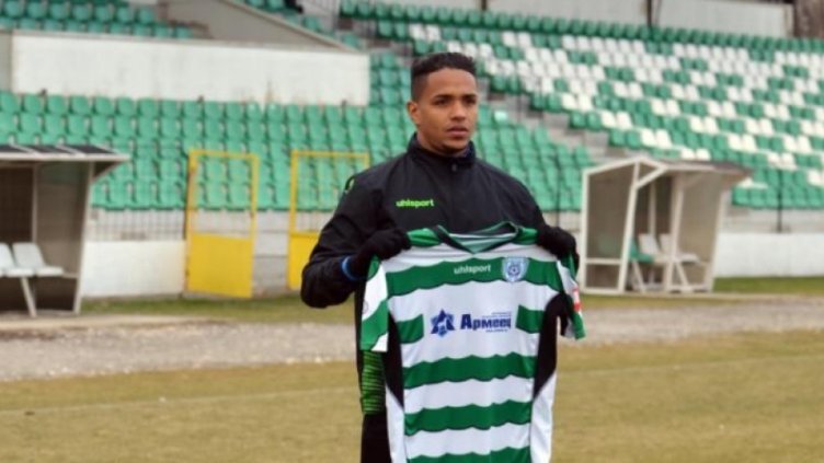 Футболист на "Черно море" даде 100 000 евро, за да откупи правата си