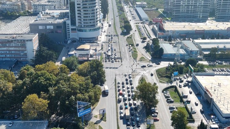 Общината с важна информация за ремонта до Двете кули