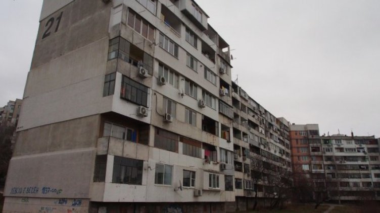 Двойно повече блокове е можело да бъдат санирани с бюджет от 2 млрд. лева