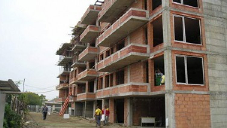 Строителството на жилища расте, на офиси спада през второто тримесечие