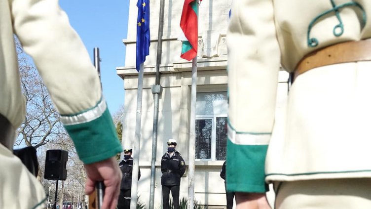 Варна почете Трети март (СНИМКИ)