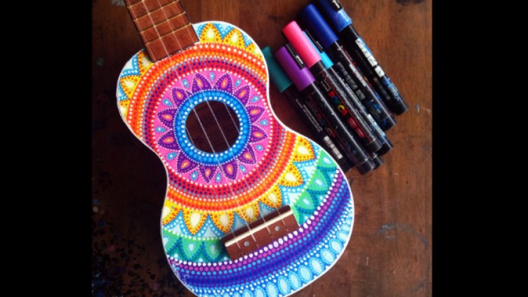 Изкуство върху китари (СНИМКИ)