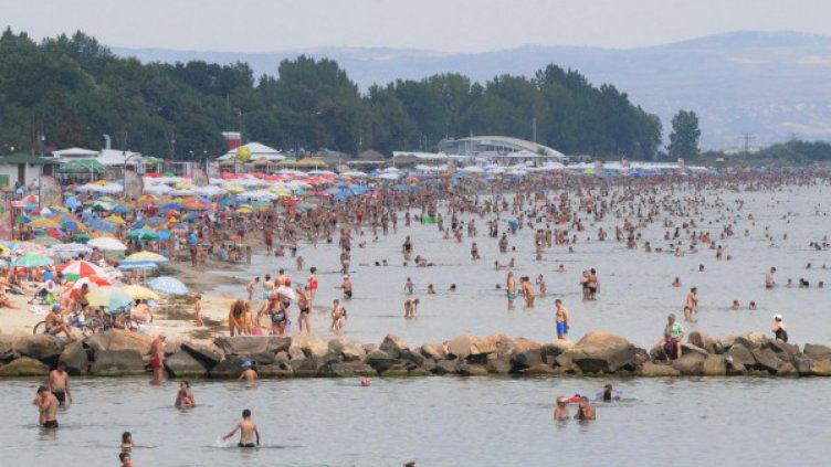 Август идва сух и горещ. Температурите стигат до 39°C