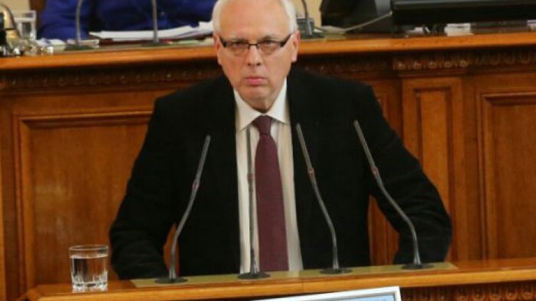 Велизар Енчев: Искров е получавал 45 000 лв. заплата!