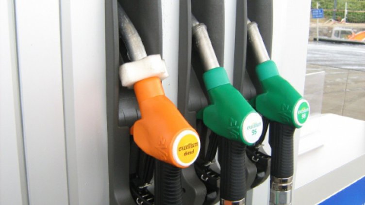 Препломбирането на бензиновите колонки у нас приключва