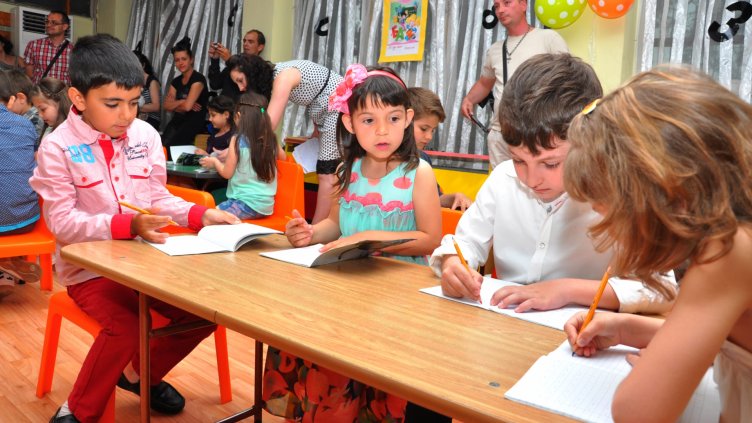 В ОДЗ №6 „Палечко“ на малките абитуриенти им тръгна по вода