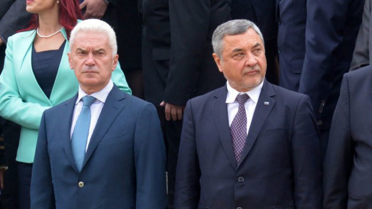 Волен Сидеров ще поиска оставката на Валери Симеонов